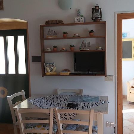 La Casetta Dei Pesciolini Sestri Levante Buitenkant foto